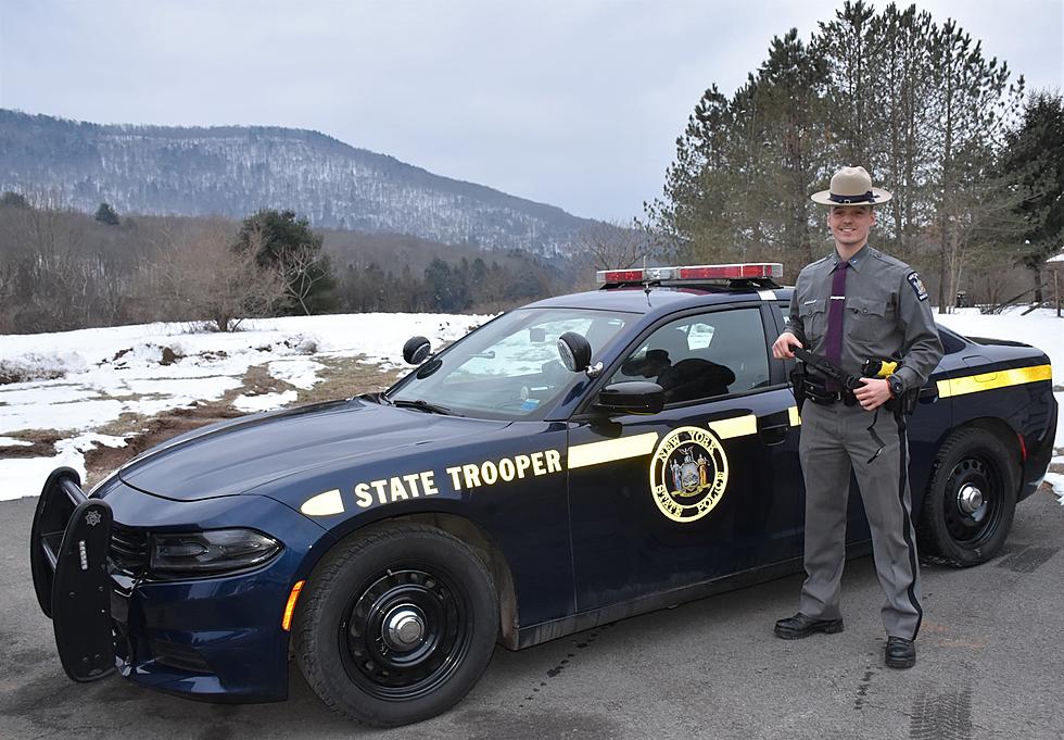 State Trooper Shows Up In The Nick Of Time
