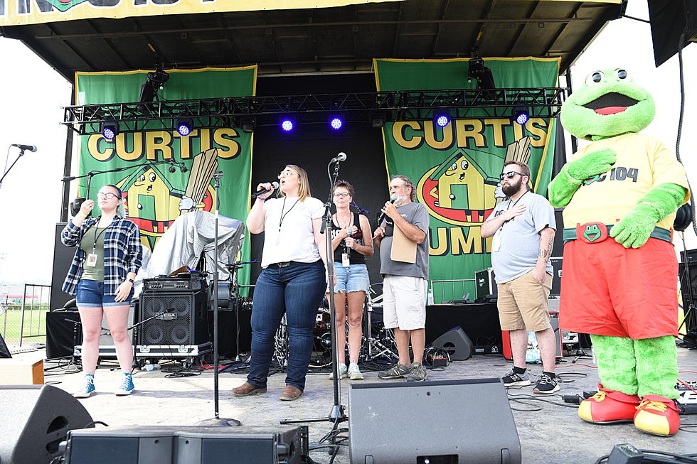 FrogFest 32 Kicks Off With Stirring National Anthem Rendition