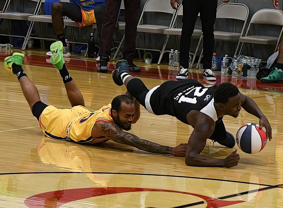 See Amazing Action Photos of the Herkimer Original’s Basketball Team Getting National Attention