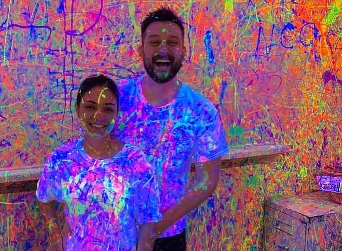 Splat Paint House Now Has Glow-In-The-Dark Neon Paint Parties With