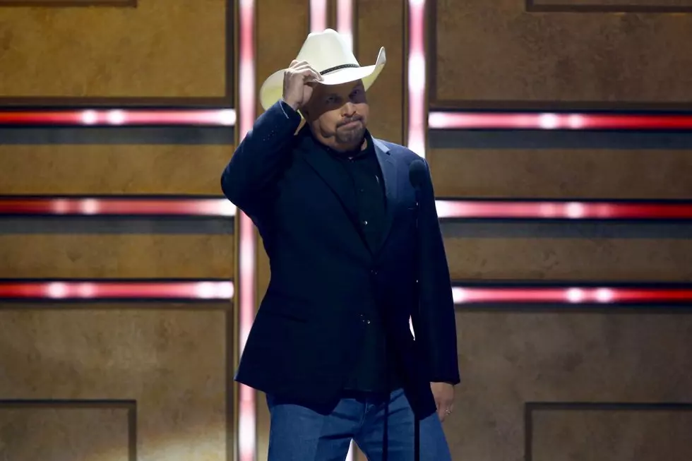 Out of Respect Garth Brooks Postpones Buffalo Ticket Sales After Mass Shooting