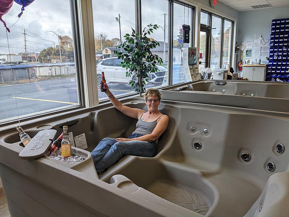 Forget a White Christmas: Polly’s Dreaming of a Spa from Liverpool Pool & Spa