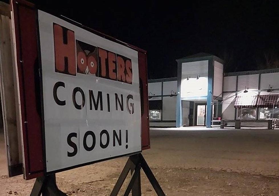 Is Hooters Really Coming to Rome New York