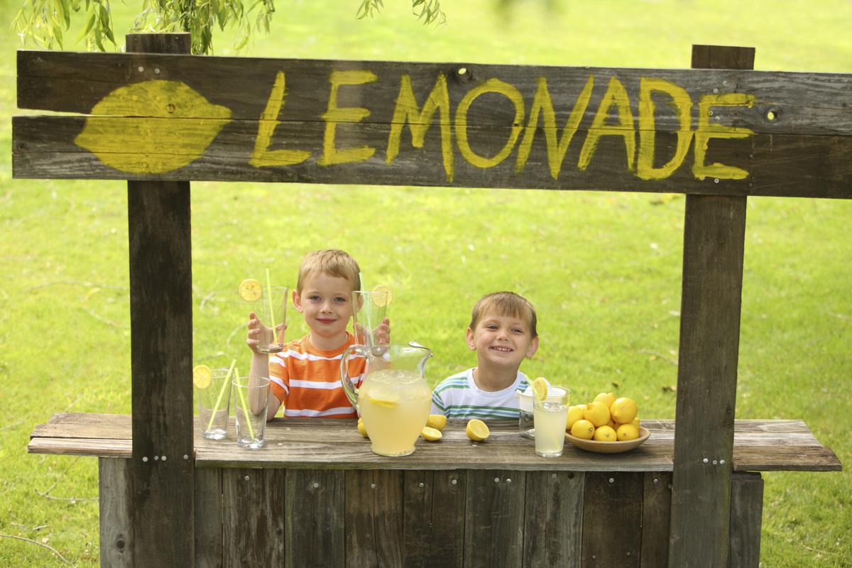 Big Frog 104 Lemonade Stand Tour Looking for Young Entrepreneurs