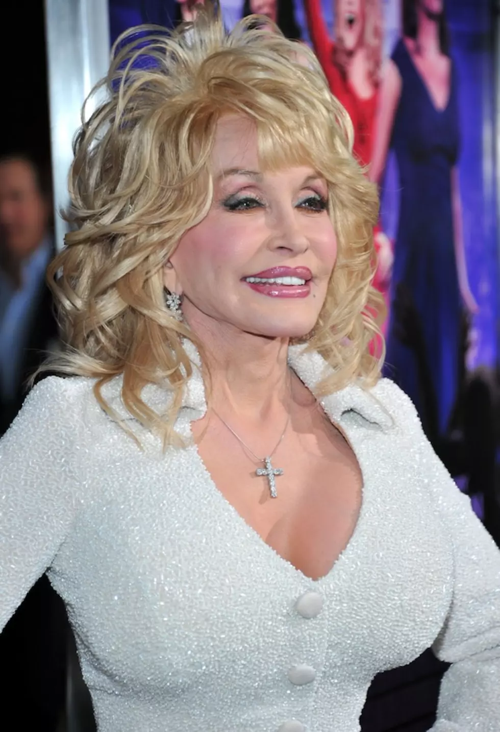 Does Dolly Parton Age Backwards? — Morning Eyegasm [PICTURES]
