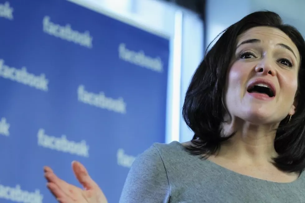 Facebook&#8217;s Chief Operating Officer Sheryl Sandberg &#8212; Crush of the Day [PICTURES]