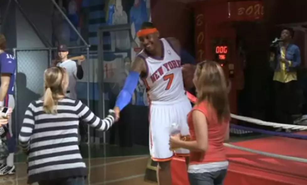 Carmelo Anthony Pranks Fans at Madame Tussaud’s