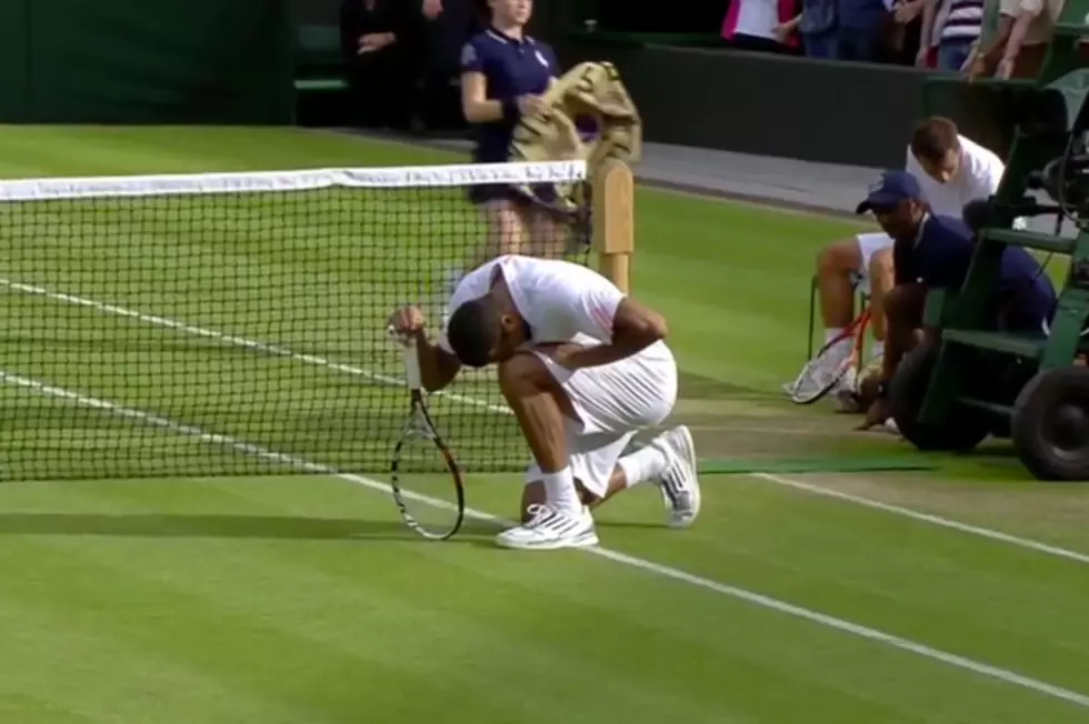 Tennis Pro Jo-Wilfried Tsonga Brings &#8216;Tebowing&#8217; Back From the Dead