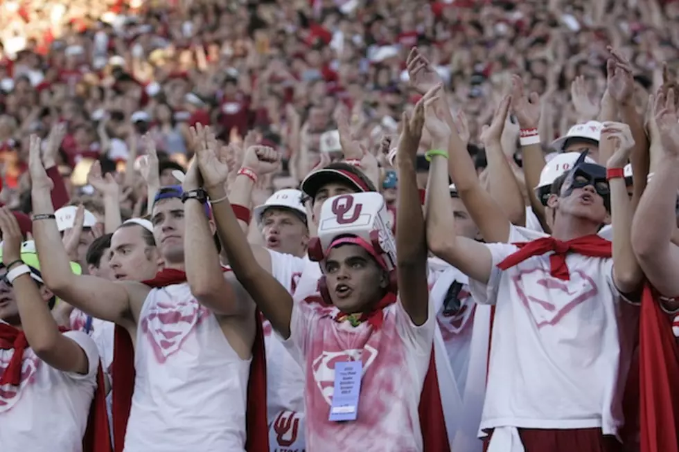 Father Accused of Beating Son Over Oklahoma College Allegience