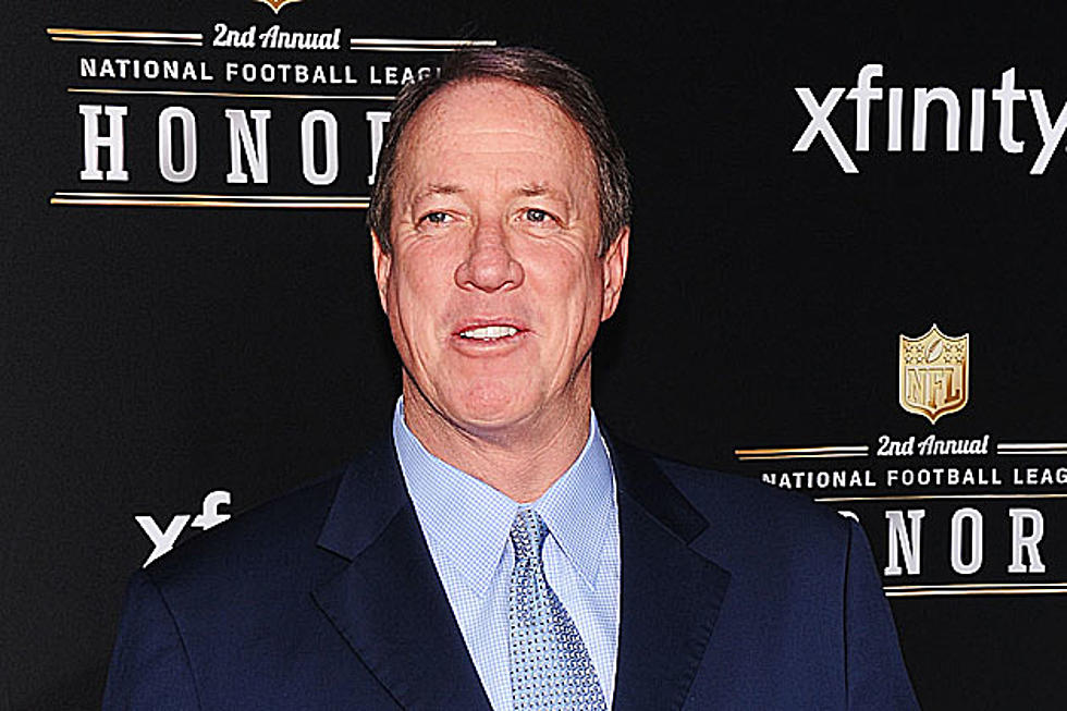 Jim Kelly Draws on Experience in Campaign Against Cancer