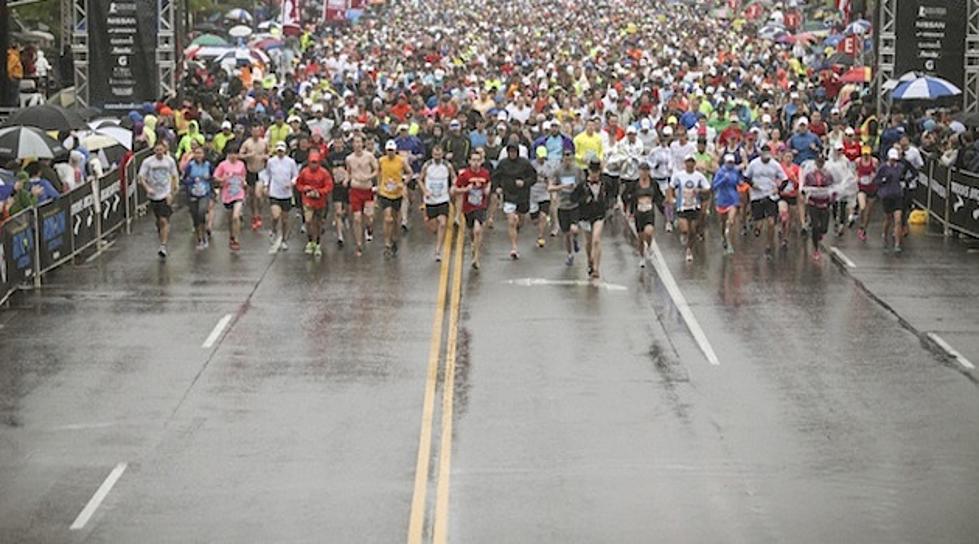 Man With Lung Disease Finishes Marathon Towing Oxygen Tank