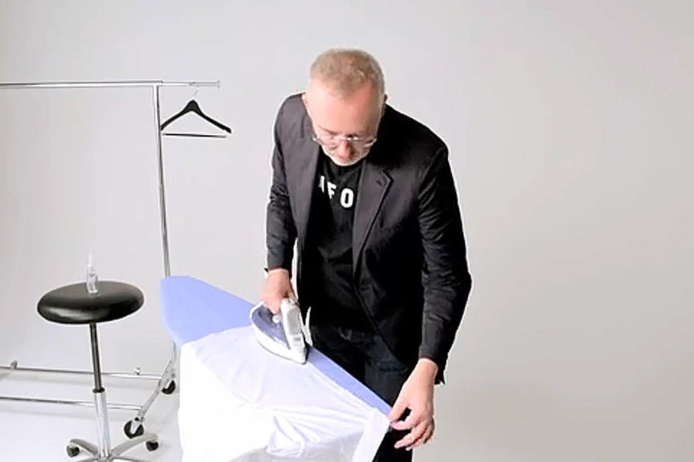 Attention, Men: This Is the Proper Way to Iron Your Shirt (In Just 90 Seconds)