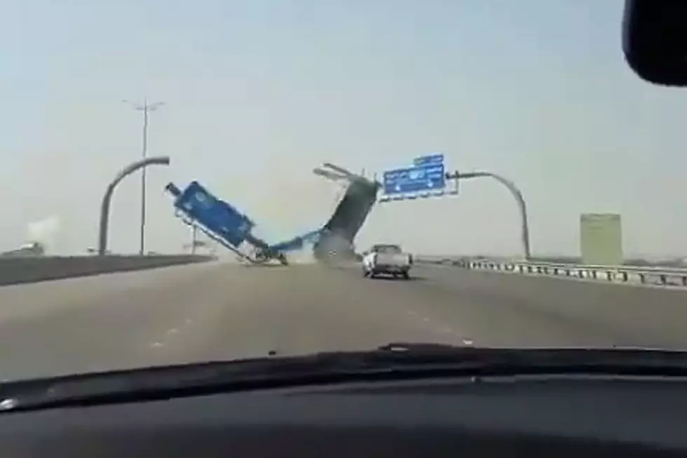 Trucker With No Height Perception Annihilates Highway Sign