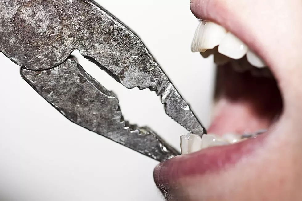 Pulling a Tooth With Pliers Is the Pain Bonanza You Think It Is