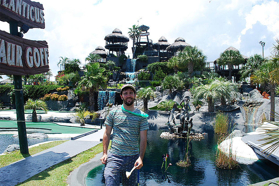 Man Goes on Cross-Country Mini Golf Road Trip Extravaganza