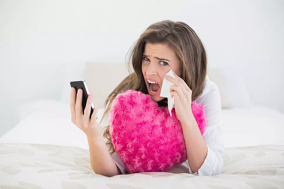 &#8216;Things I Wanna Text My Ex&#8217; Is Much-Needed Therapy for the Broken-Hearted