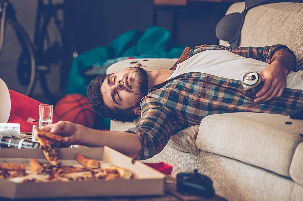 New Study Explains Why Drinking Gives You the Munchies