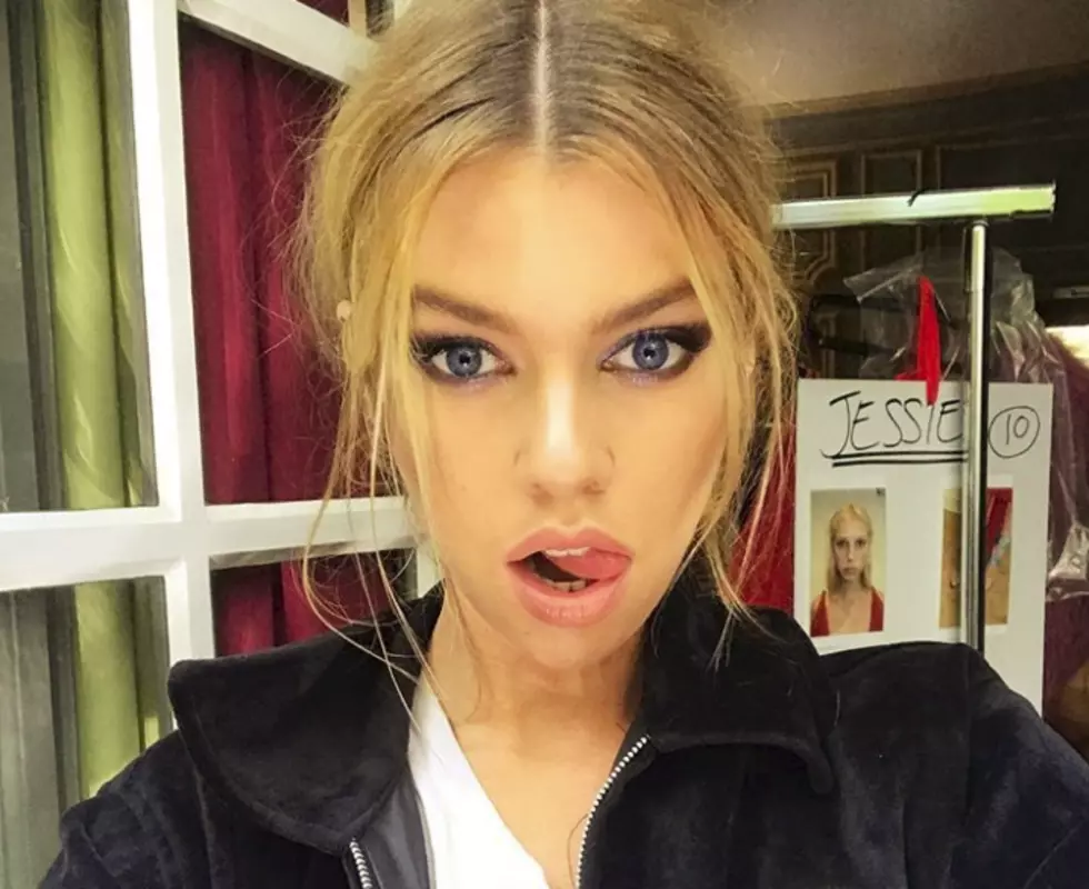 Stella Maxwell &#8212; Babe of the Day