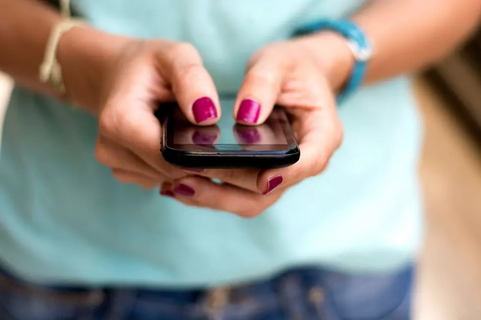 Woman Granted Divorce Because Husband Ignored Her Texts