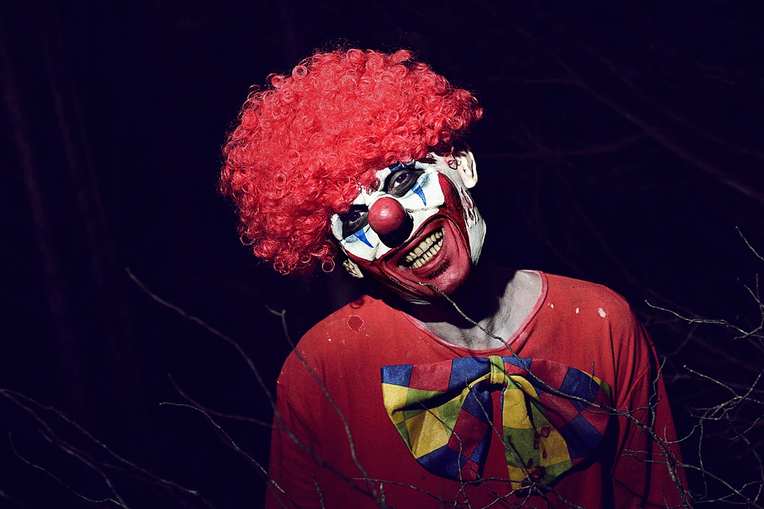 These Terrifying Clown Pranks Will Scare the 'It' Out of You