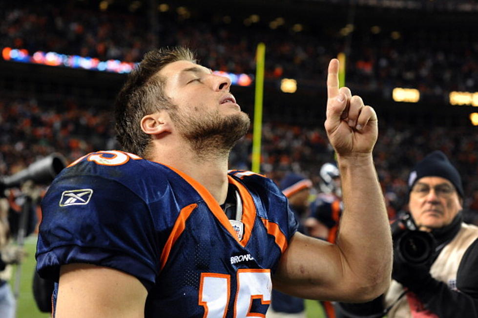 "Tebowmania" Comes To Super Bowl