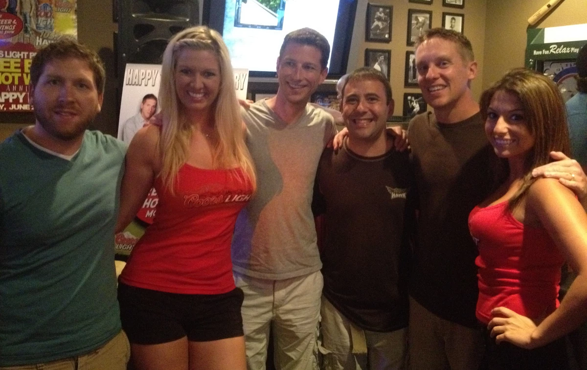 Can’t Make it to the Live Show? Meet Free Beer and Hot Wings at These