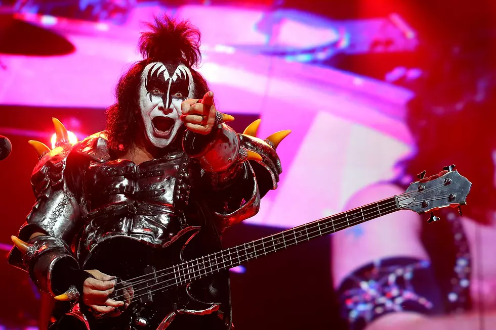 Kiss Pull Out Classic Tracks on Kiss Kruise III [VIDEO]