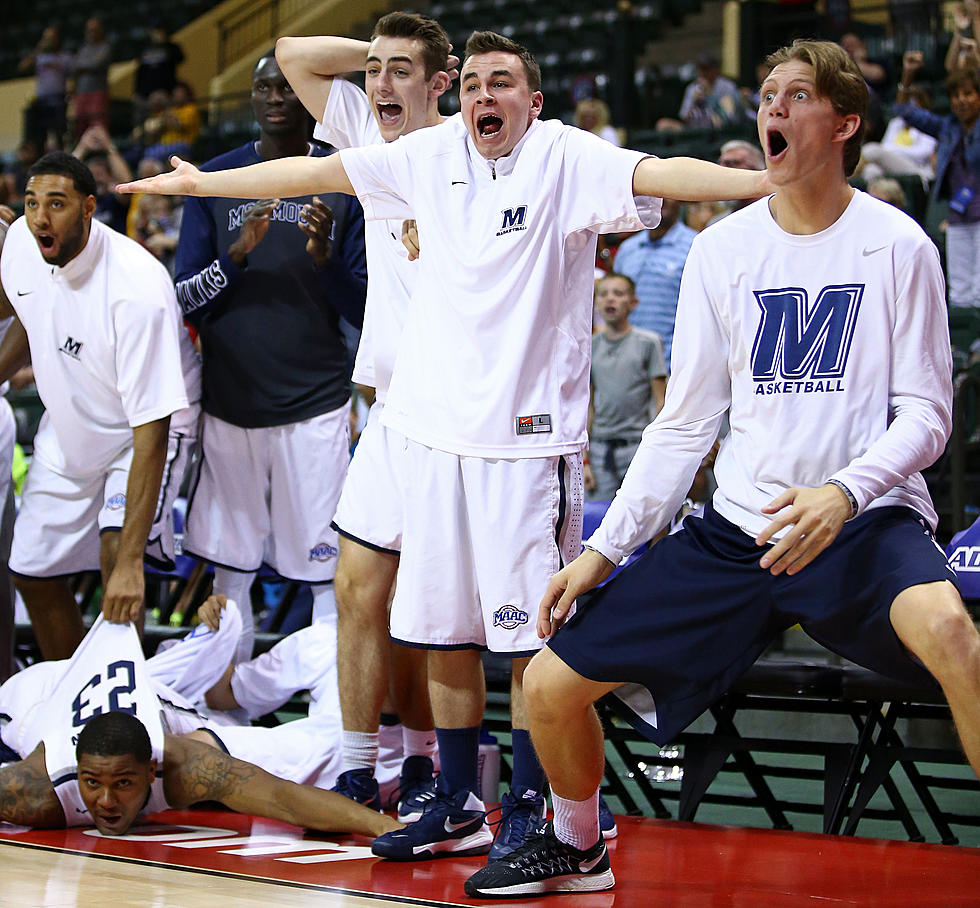 Monmouth University’s “Bench Mob” Honored With Sandcastle