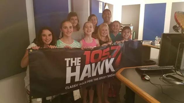 Girl Scouts Stop By For a Hawk Selfie!!