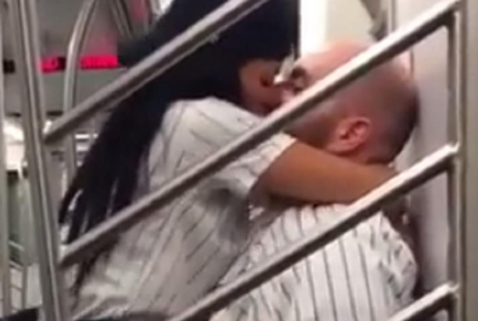 These Yankee Fans REALLY Enjoy Their Subway Ride