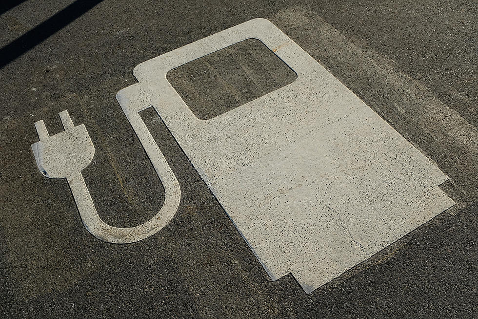 Electric Car Chargers Coming To The Parkway