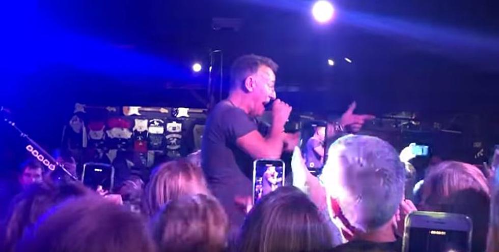 [WATCH] Springsteen Makes Surprise Appearance At Stone Pony