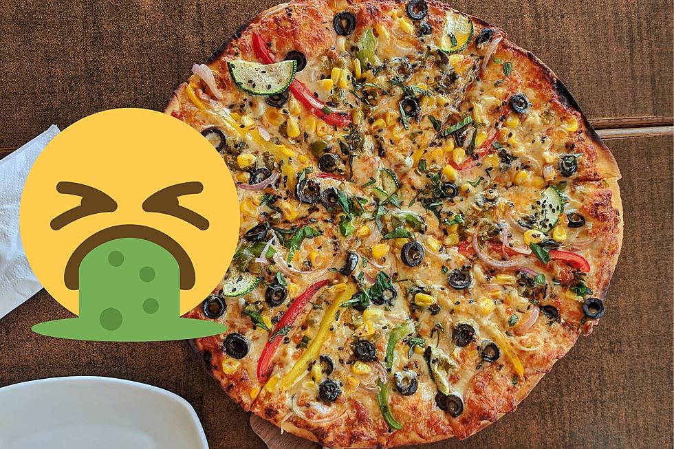 New Jersey&#8217;s Most Disgusting Pizza Topping Will Make Your Stomach Turn