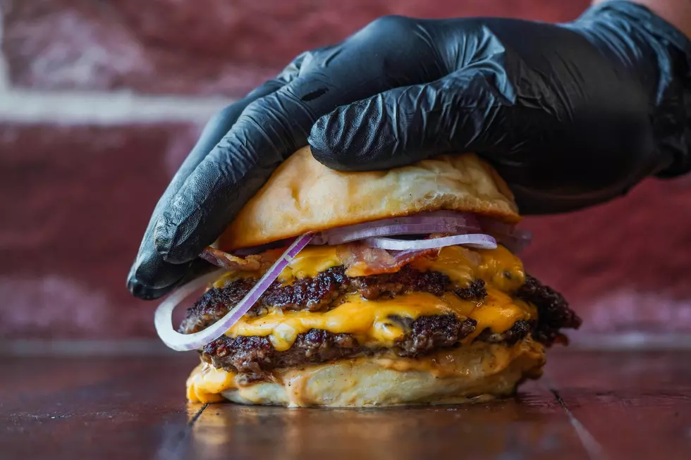 Viral Smash N Grab Burger Is Coming To Beach Haven West — Here’s What We Know