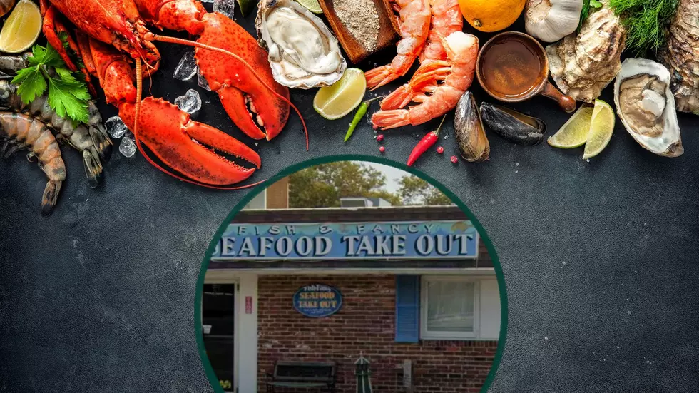 This Tiny Takeout Joint In The Villas Beat My 30-Year Go-To Seafood Spot