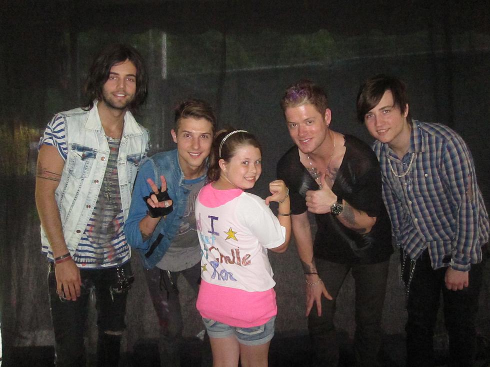 Point Winner Meets Hot Chelle Rae