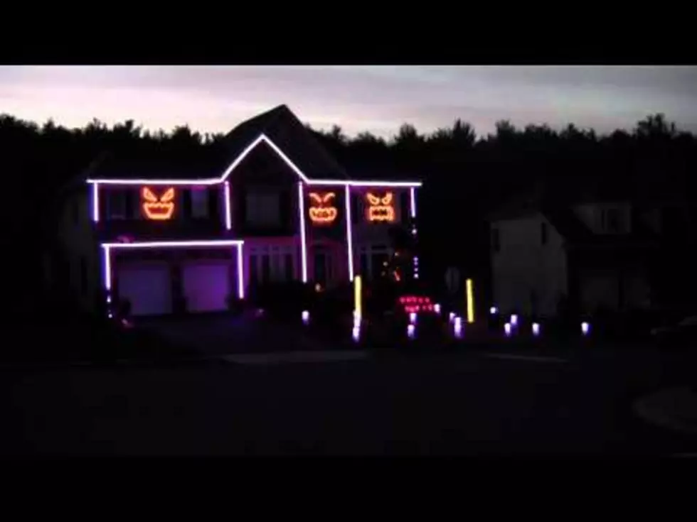 Amazing Halloween House Has ‘Gangnam Style’ Light Show