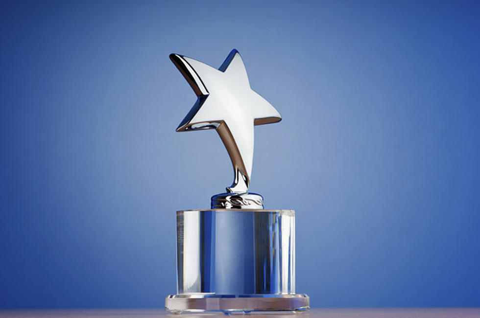 Advantages of Employee Recognition Awards
