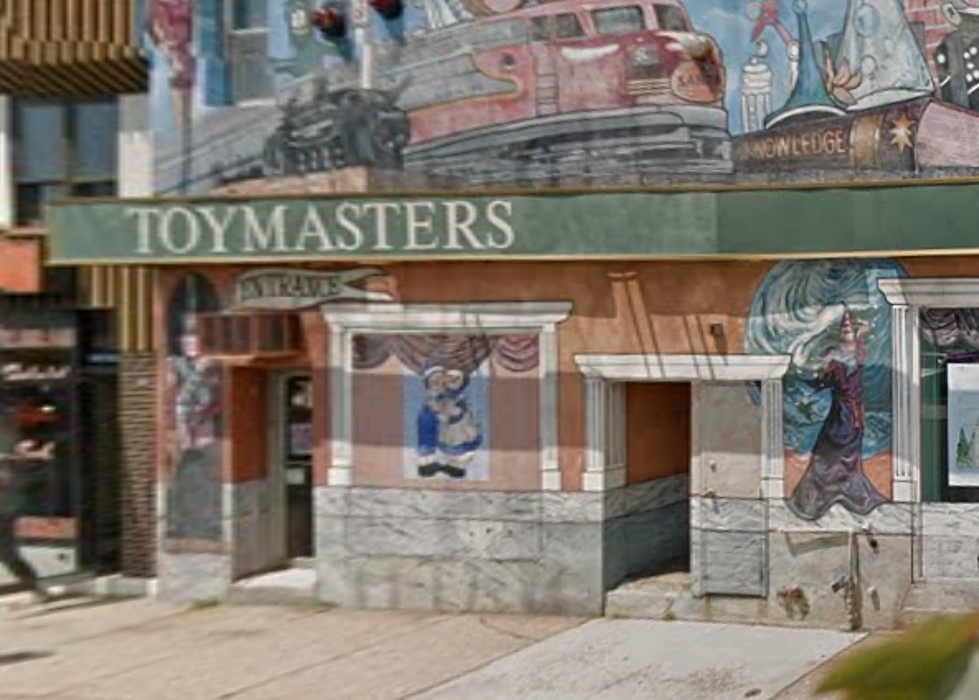 Toy Masters in Red Bank Closing
