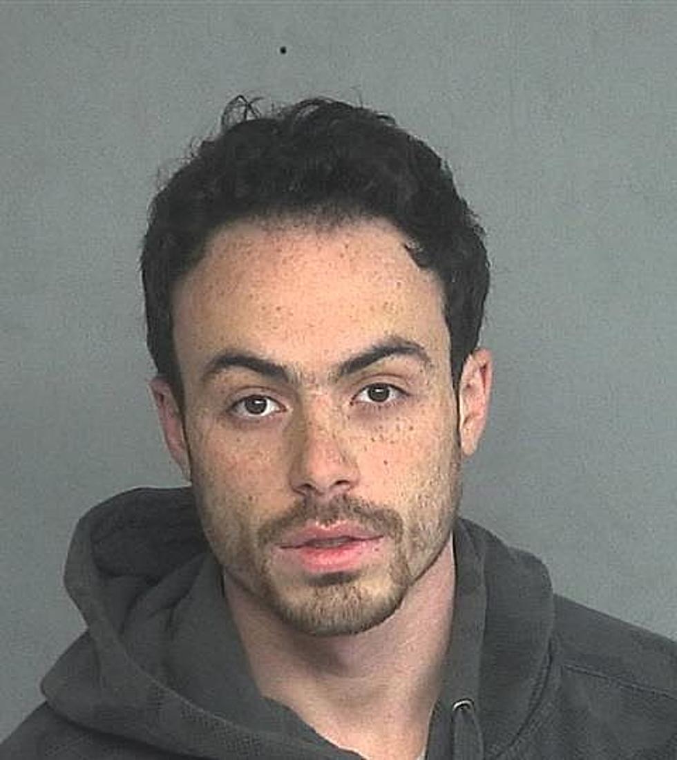 Lakewood man arrested for dealing kiddie porn