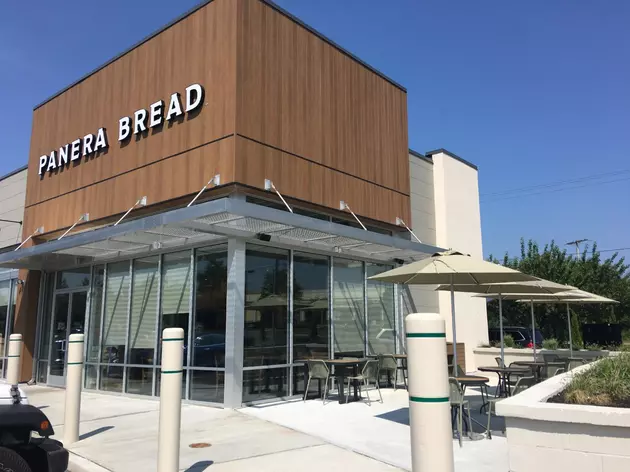 New Panera Bread in Wall Different From the Rest