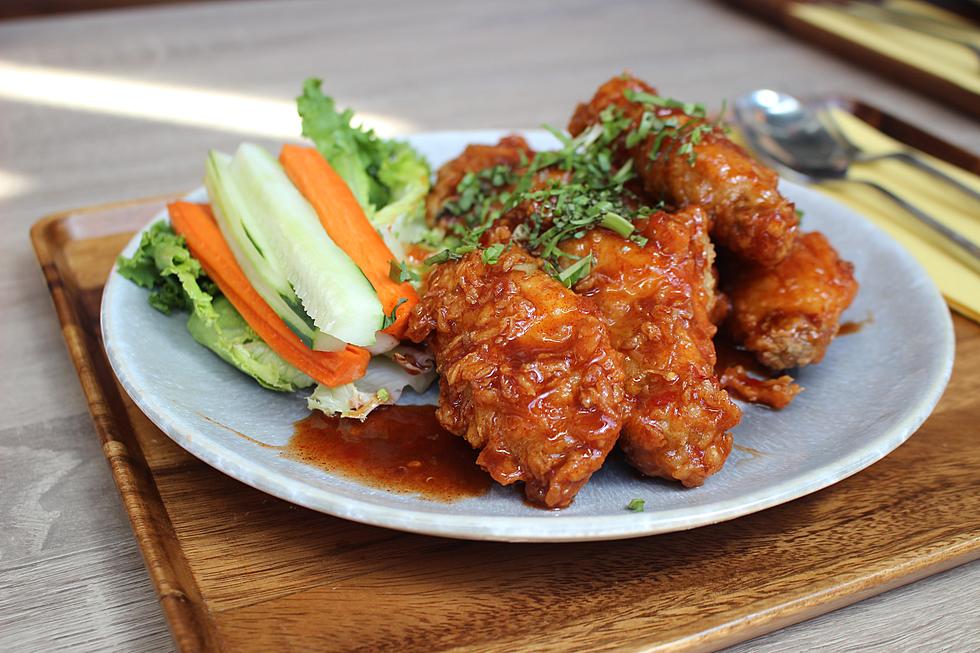 New Jersey Wing Restaurant Is Serving Up Marijuana Flavored Hot Wings
