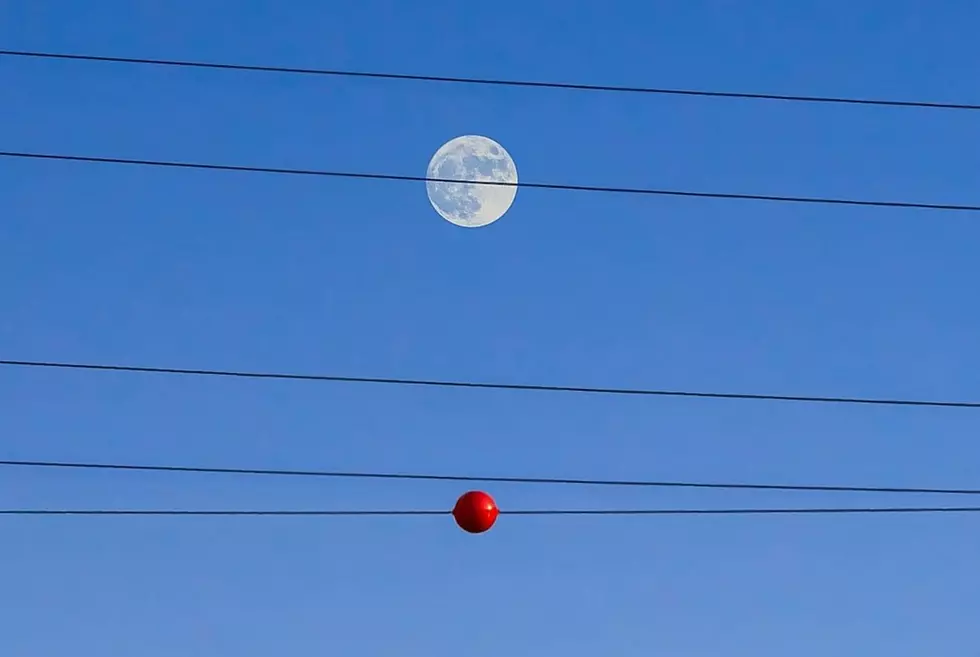 Why Are There Red Balls on Powerlines in New Jersey?