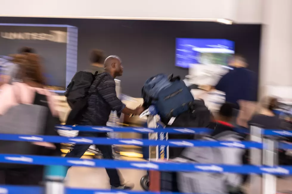 Delays And Cancellations Continue To Plague Airline Industry Heading Into Holiday Weekend