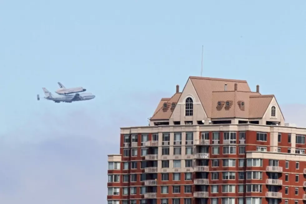 Astounding Images as Enterprise Passes over NJ and Arrives in NYC