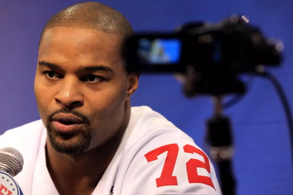Giants, Umenyiora Agree On Restructured Deal
