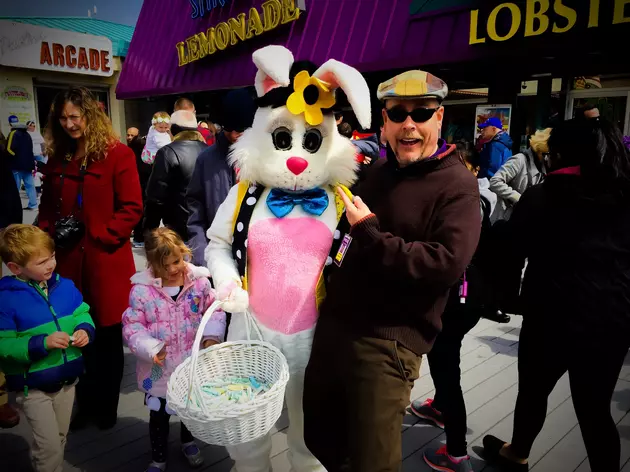 Jenkinson&#8217;s Easter Parade 2016 in Point Pleasant Beach [VIDEO]