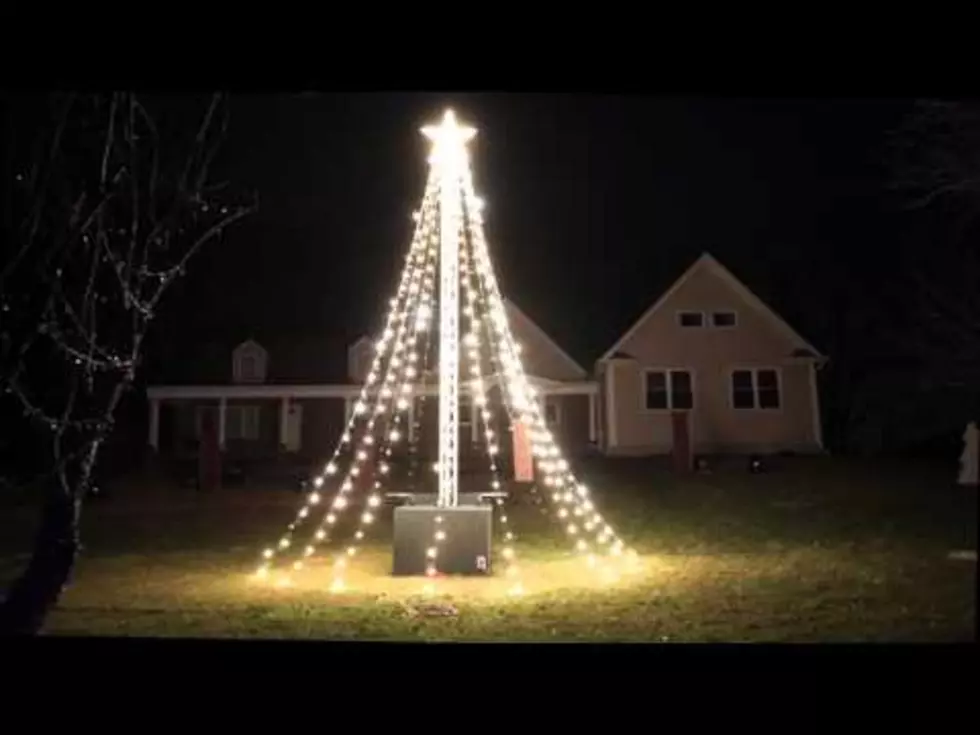 Wall Christmas Light Show Seeks Sponsors