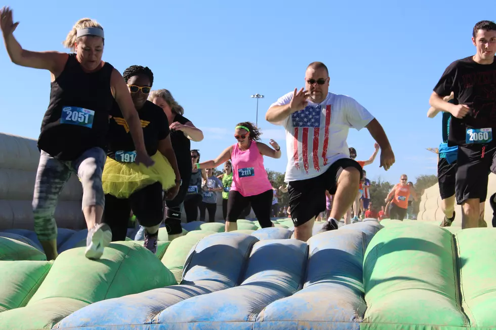 Check Out This Epic Recap of Insane Inflatable 5K at Six Flags Great Adventure