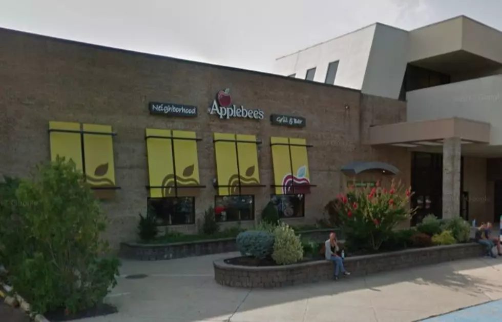 Ocean County Mall Applebee’s Has A New Look & Helps First Responders
